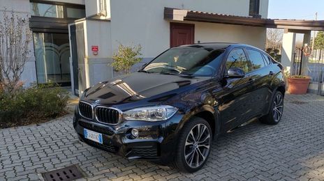 BMW X6 • 2017 • 143,350 km