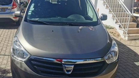 Dacia Lodgy • 2015 • 260,800 km