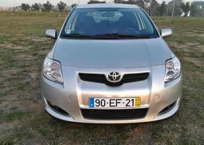 Toyota Auris • 2007 • 190,000 km