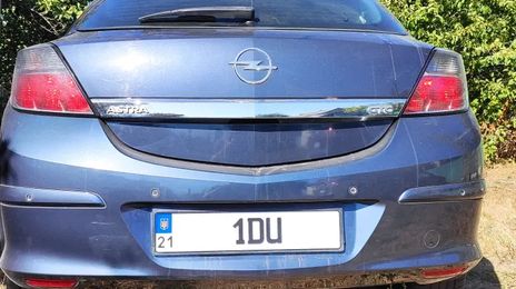 Opel Astra • 2008 • 235,000 km