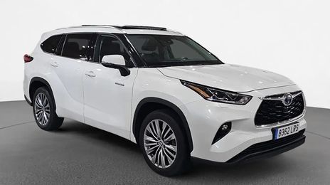 Toyota Highlander • 2021 • 64,406 km