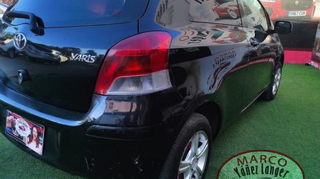 Toyota Yaris • 2010 • 210,000 km