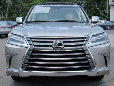 Lexus LX • 2019 • 316 km