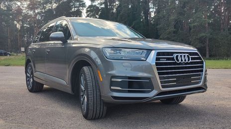 Audi Q7 • 2017 • 132,000 km