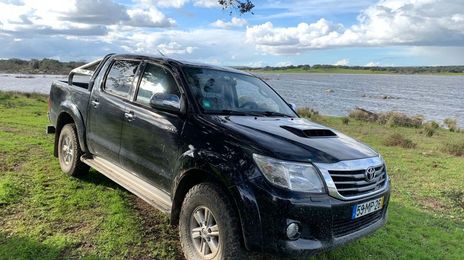 Toyota Hilux • 2012 • 102,000 km