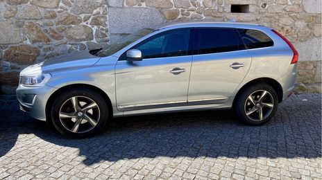 Volvo XC60 • 2016 • 14,000 km