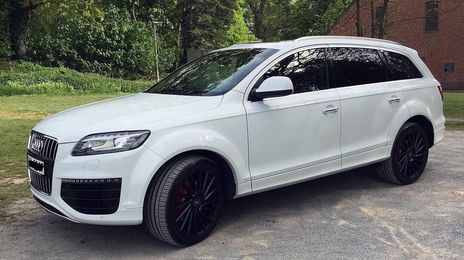 Audi Q7 • 2014 • 208,800 km