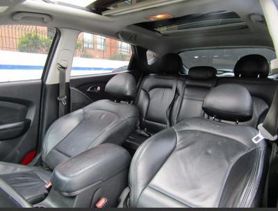 Hyundai ix35 • 2015 • 67,000 km