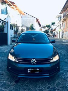 Volkswagen Jetta • 2017 • 25,000 km