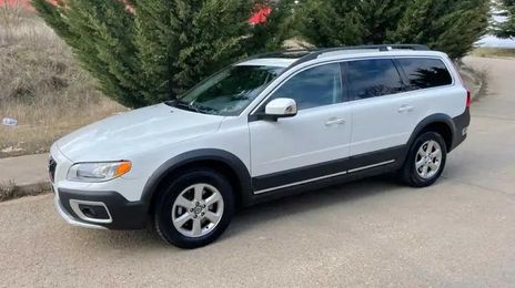 Volvo XC • 2012 • 154,000 km