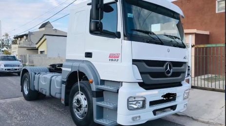 Mercedes-Benz A-Class • 2015 • 300,000 km