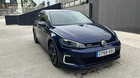 Volkswagen Golf • 2017 • 80,000 km