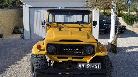 Toyota Land Cruiser • 1981 • 259,000 km