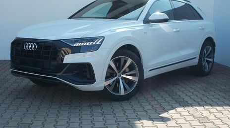 Audi Q8 • 2018 • 39,500 km