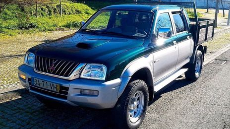Mitsubishi L200 • 2003 • 200,000 km