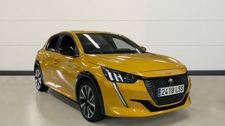 Peugeot 2008 • 2021 • 32,700 km