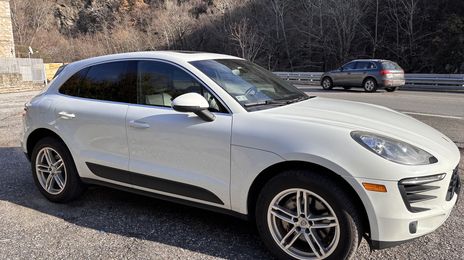 Porsche Macan • 2016 • 295,000 km