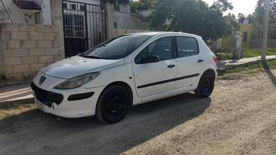 Peugeot 307 • 2006 • 199,000 km