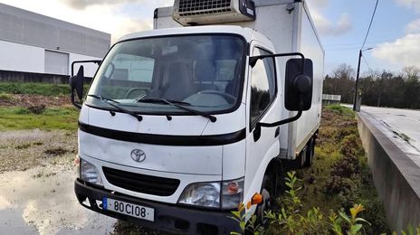 Toyota Dyna • 2009 • 187,000 km