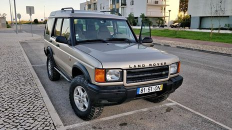 Land Rover Discovery • 1999 • 146,000 km