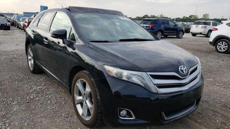 Toyota Venza • 2013 • 6 km