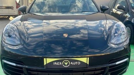 Porsche 718 Boxster • 2017 • 180,000 km