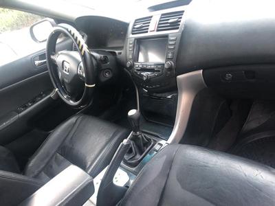 Honda Accord • 2004 • 8,345 km