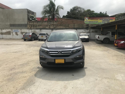 Honda Pilot • 2016 • 77,138 km