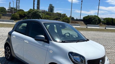 Smart Forfour • 2016 • 84,000 km