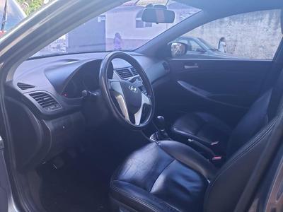 Hyundai Accent • 2012 • 179,899 km
