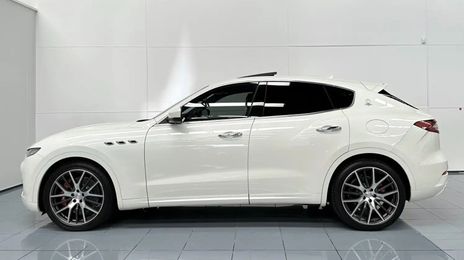 Maserati Levante • 2017 • 128,000 km