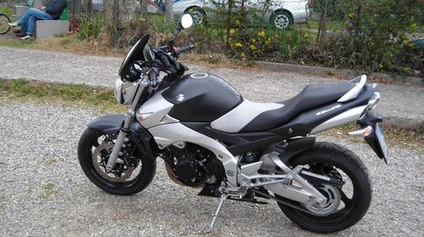 Suzuki gsx-r600z • 2009 • 1,000 km