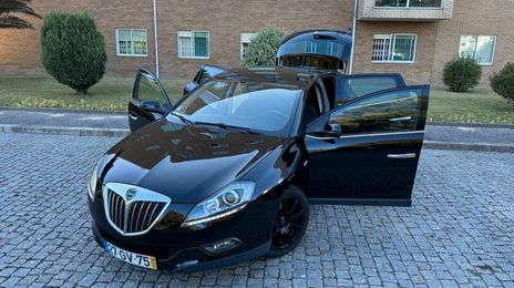 Lexus ES 330 • 2008 • 200,000 km