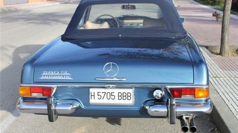 Mercedes-Benz SL • 1970 • 220,000 km