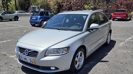 Volvo S40 • 2011 • 110,000 km