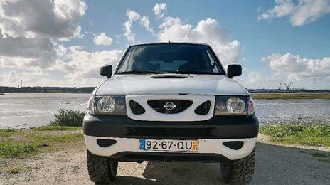 Nissan Terrano • 2000 • 200,000 km