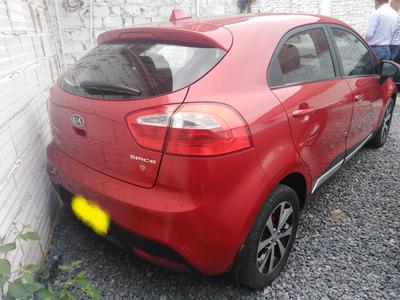 Kia Rio • 2013 • 1,400 km