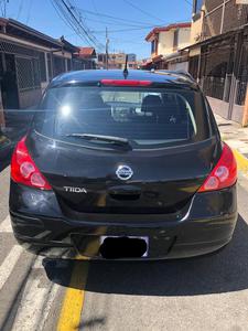 Nissan Tiida • 2012 • 120,000 km