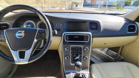 Volvo S60 • 2011 • 145,000 km