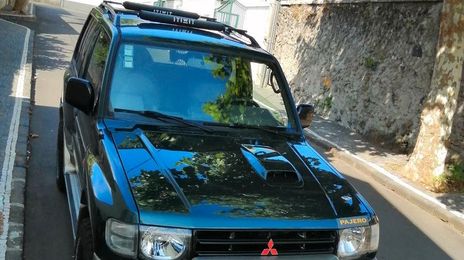 Mitsubishi Pajero • 1998 • 200,000 km