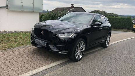Jaguar F-Pace • 2017 • 89,780 km