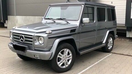 Mercedes-Benz G-Class • 2011 • 186,000 km