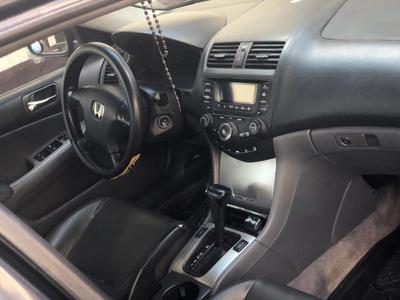 Honda Accord • 2005 • 200,000 km