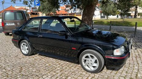 Ford Escort • 1988 • 102,000 km