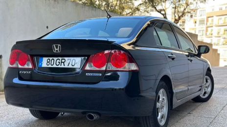Honda Civic • 2008 • 120,000 km