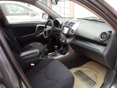 Toyota RAV4 • 2008 • 32,000 km