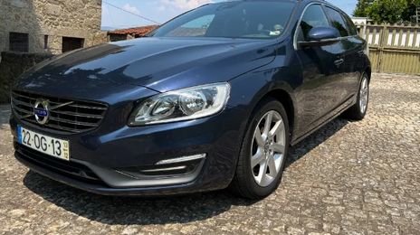 Volvo V60 • 2013 • 162,203 km