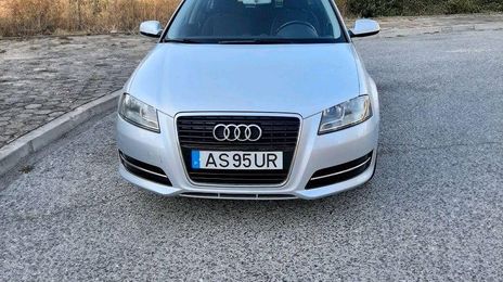 Audi A3 • 2012 • 199,999 km