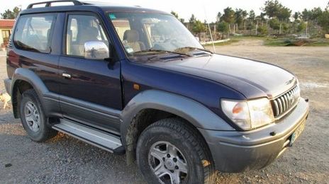 Toyota Land Cruiser • 1998 • 250,000 km