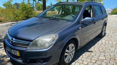 Opel Astra caravan • 2007 • 190,000 km
